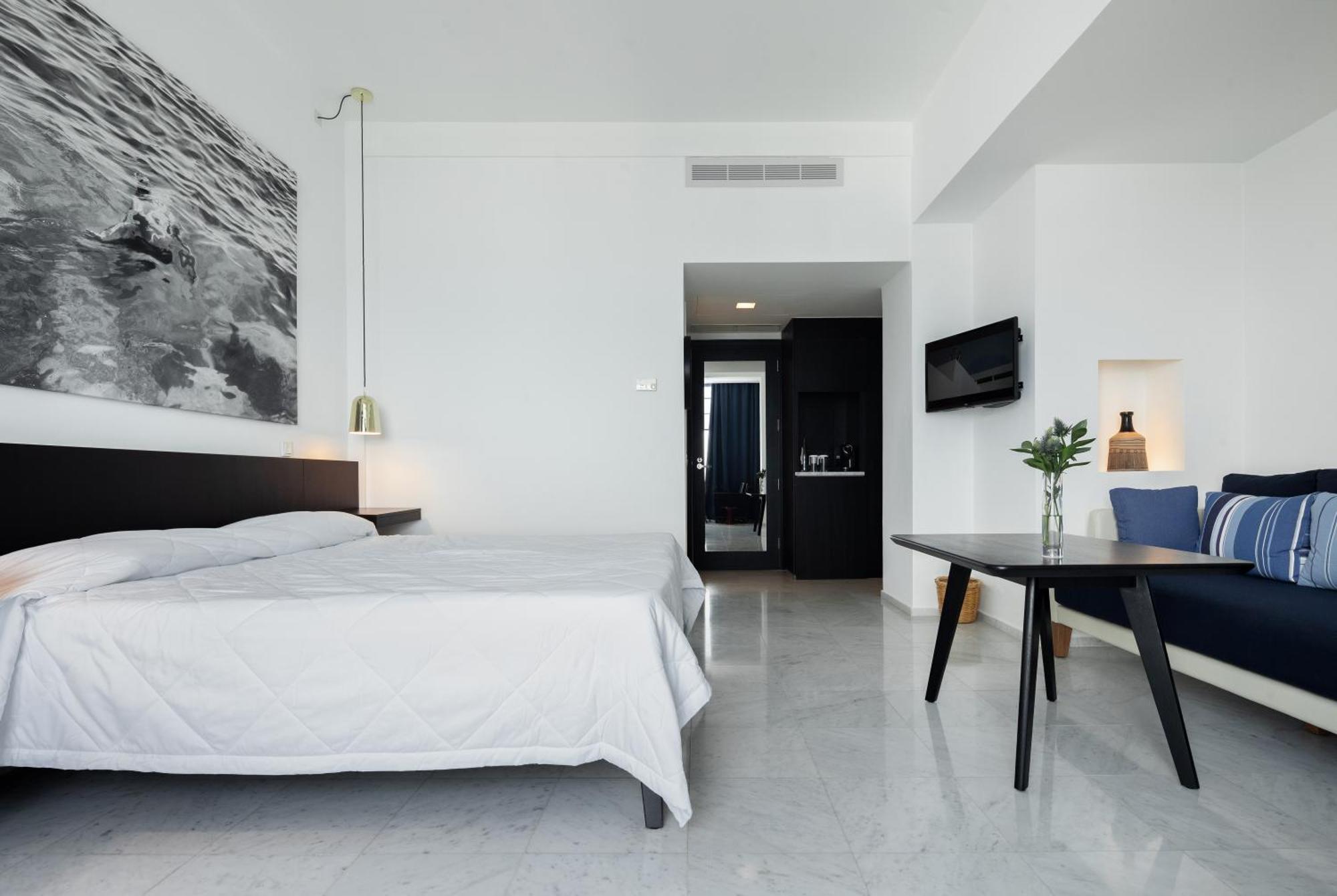 Almyra Hotel Paphos Bagian luar foto